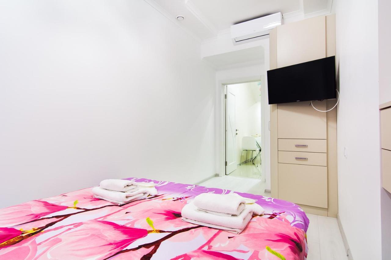 Rose D'Opera Hotel 敖德萨 外观 照片